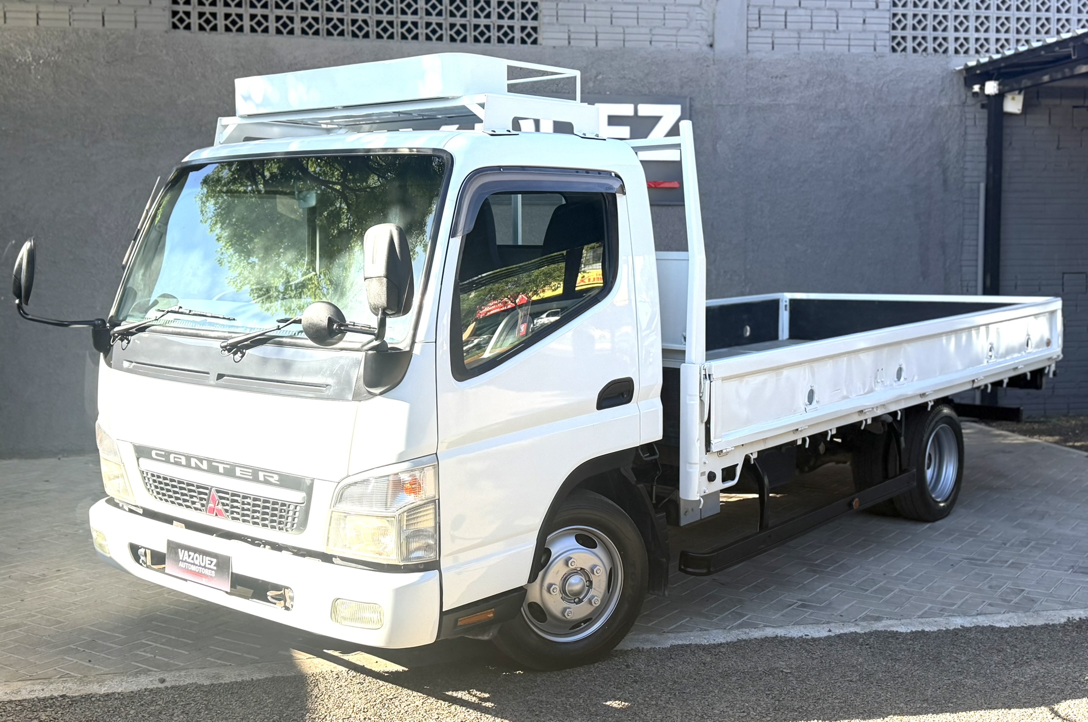 Mitsubishi Canter